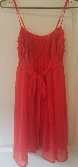 Flowered dress - Picture 2 of 2